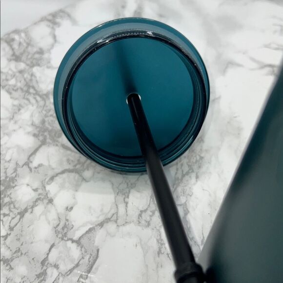 STARBUCKS 2020 Double Wall Stainless Steel Dark Green 24 oz Cold Cup - Picture 6 of 7